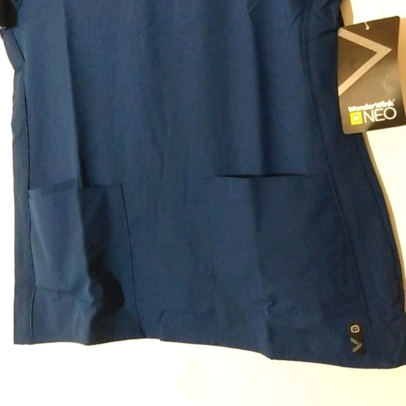 WONDERWINK NEO SCRUBS NAVY BLUE V-NECK SHORT SLEEVE SIZE SMALL NWT - Picture 3 of 10
